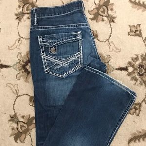 Buckle jeans